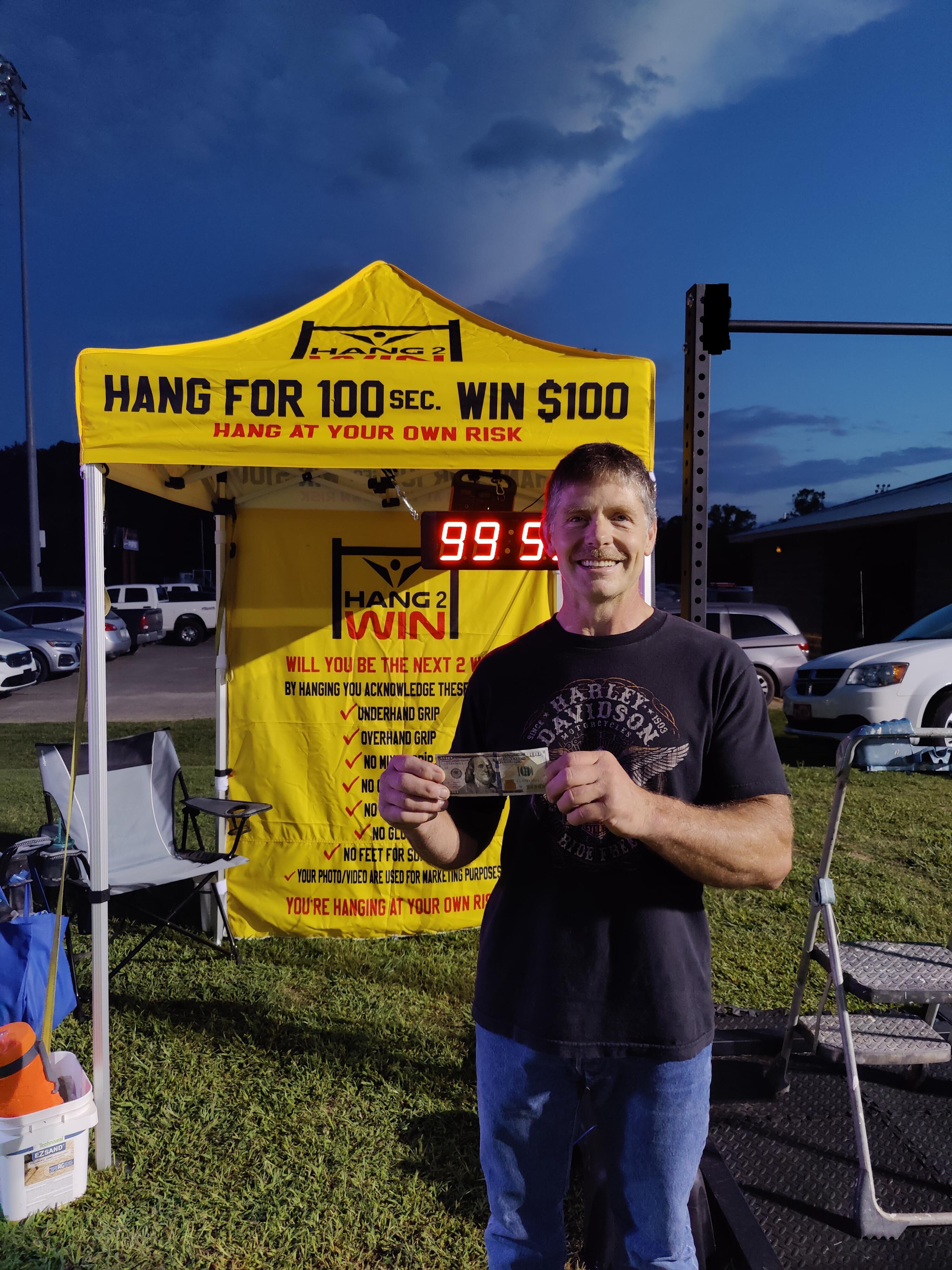 Hang Challenge participant at a Hang2Win event