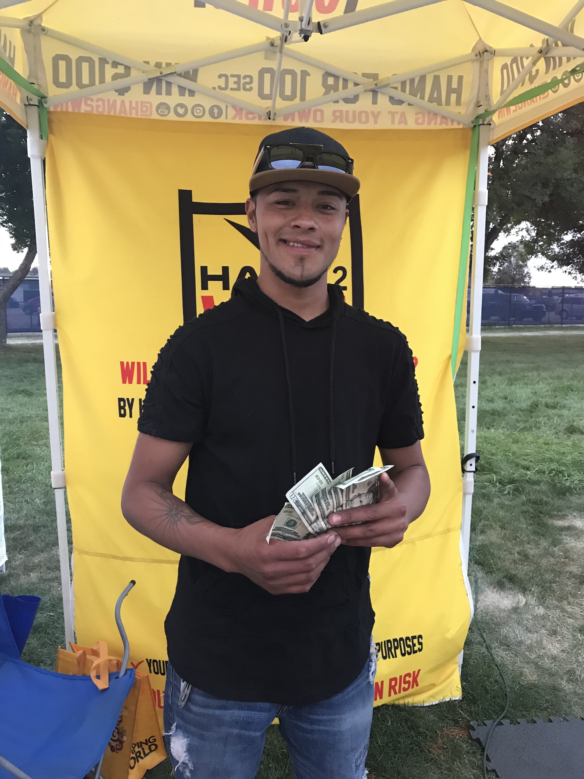 Hang Challenge participant at a Hang2Win event