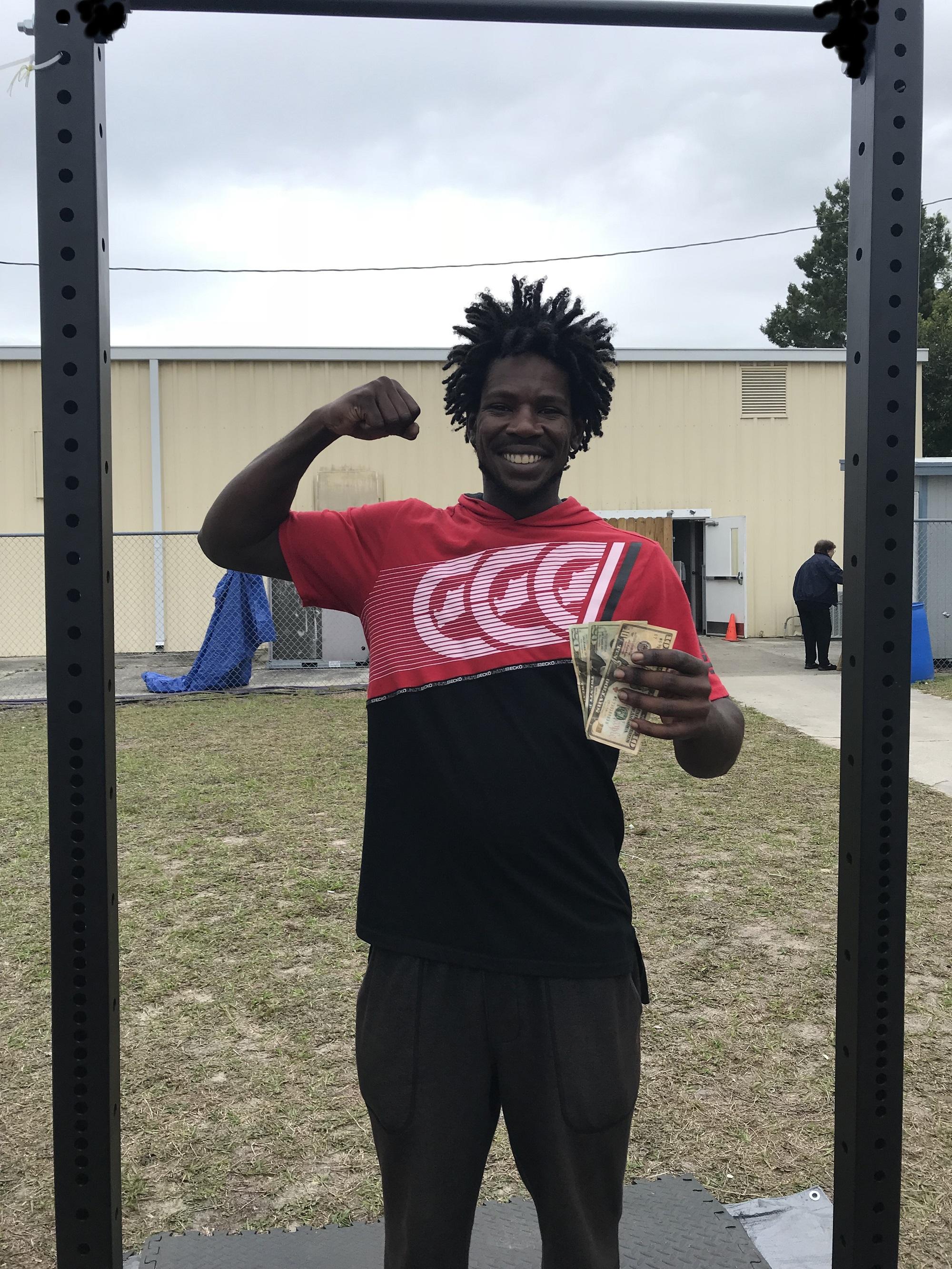 Hang Challenge participant at a Hang2Win event