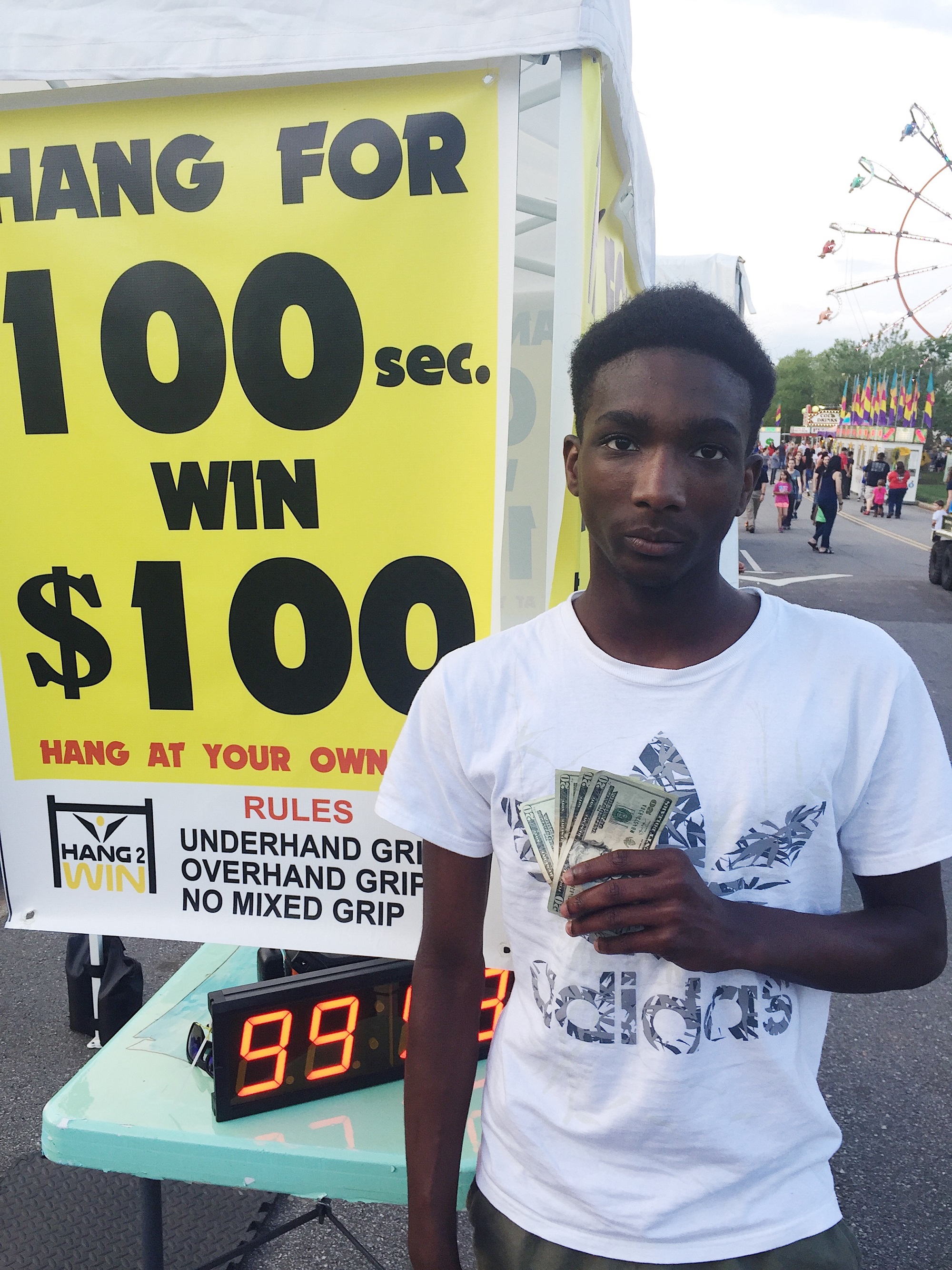 Hang Challenge participant at a Hang2Win event