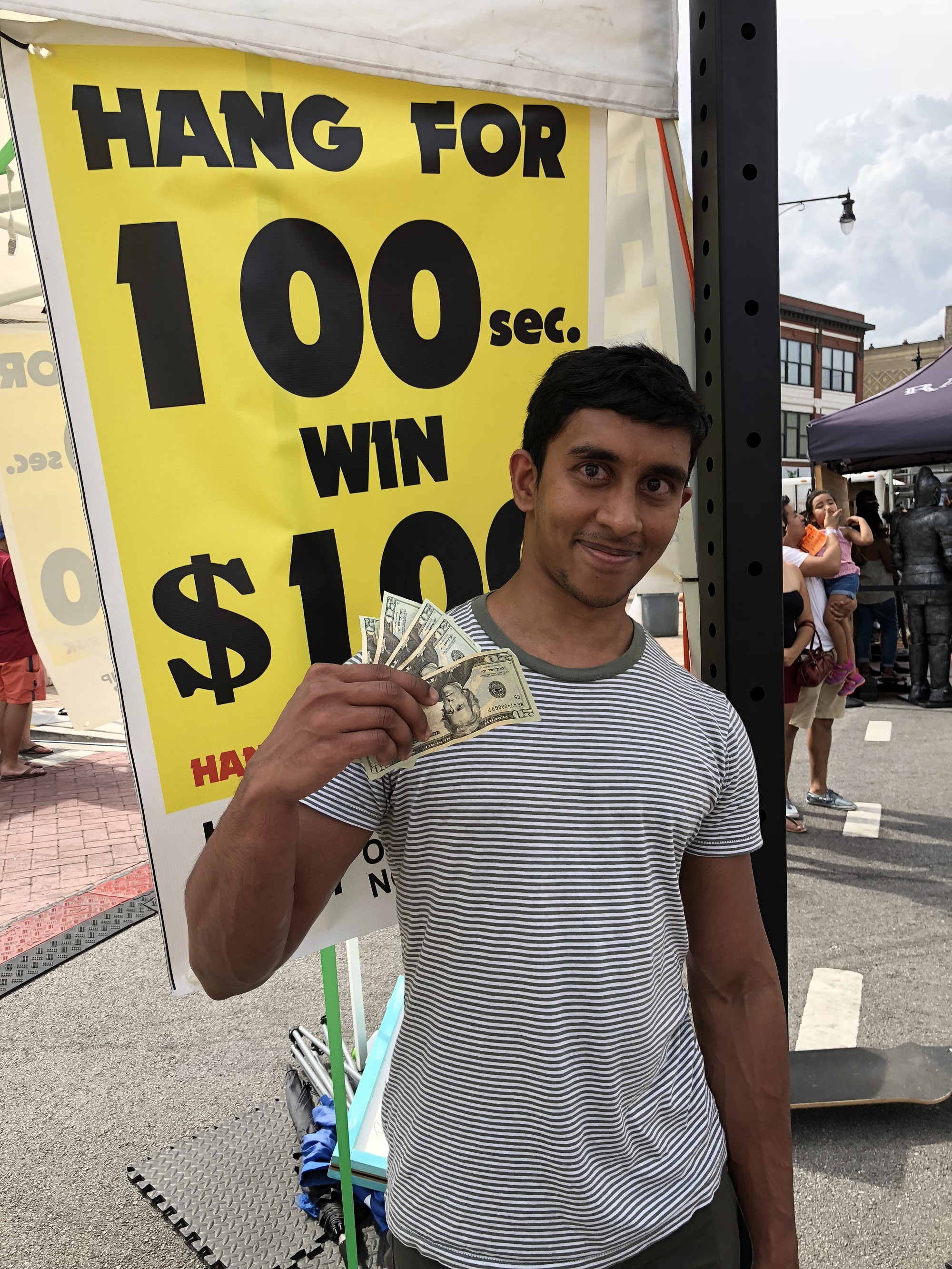 Hang Challenge participant at a Hang2Win event