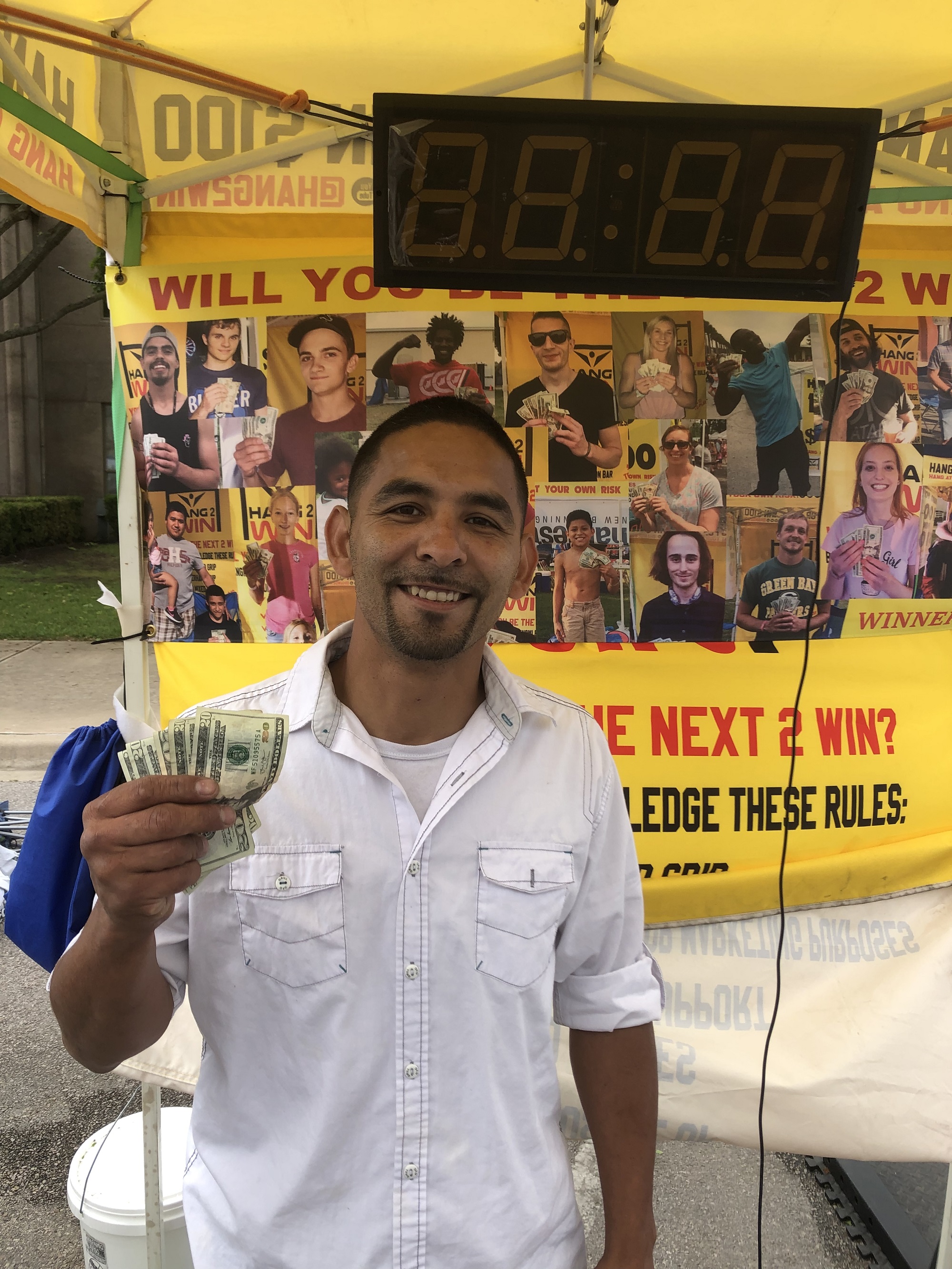 Hang Challenge participant at a Hang2Win event