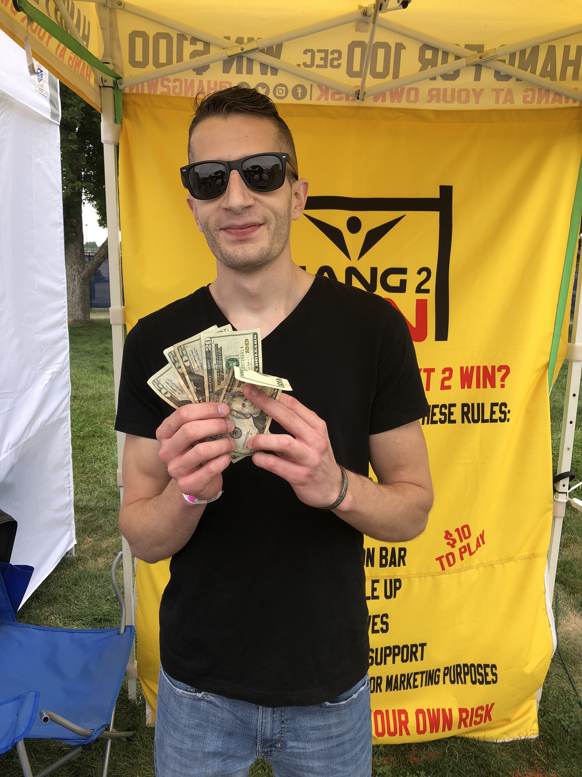 Hang Challenge participant at a Hang2Win event