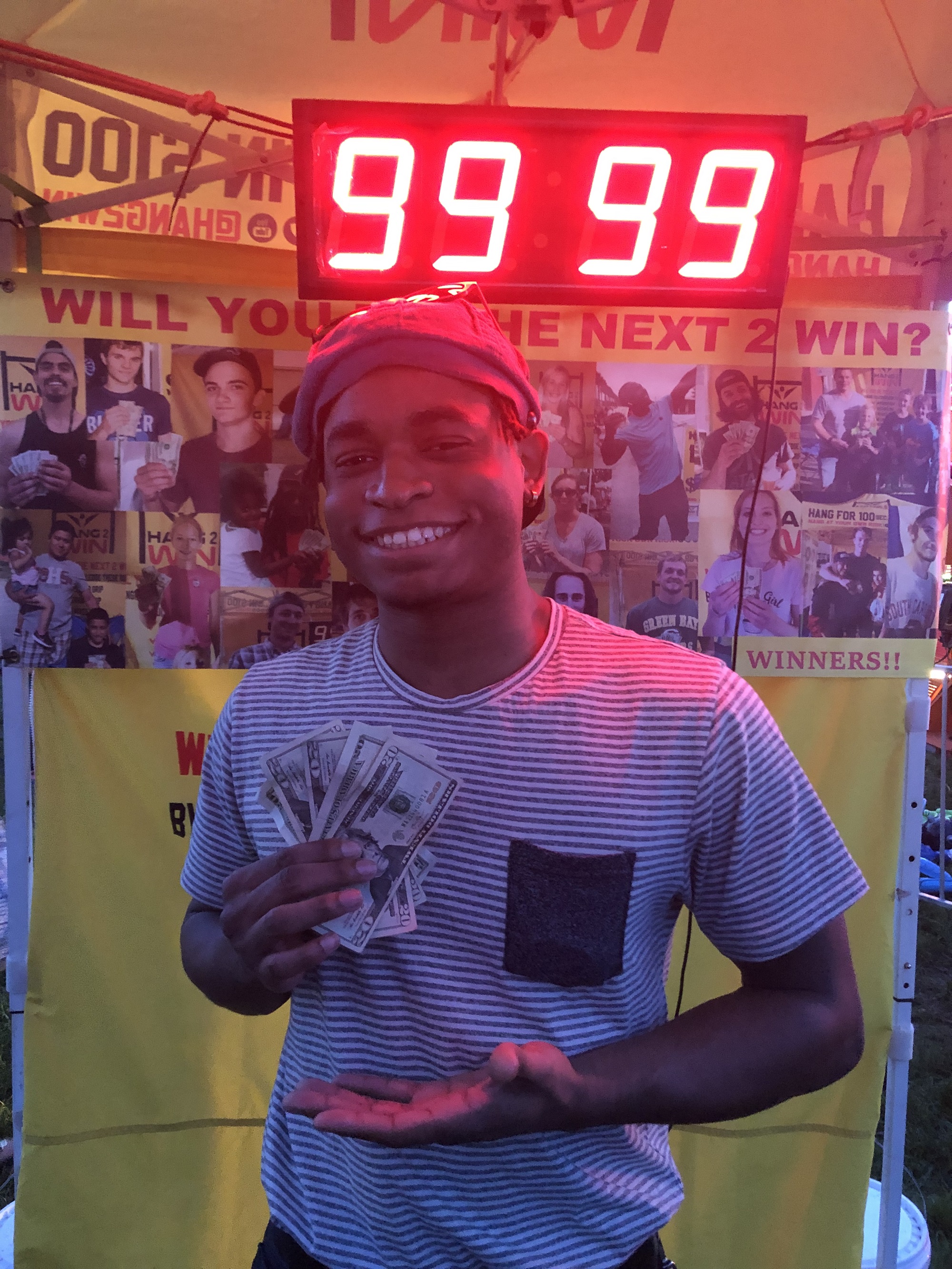 Hang Challenge participant at a Hang2Win event